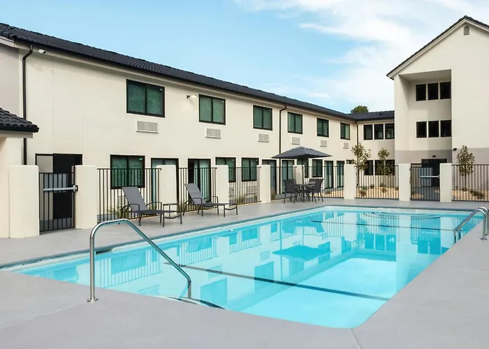 Fairfield By Marriott Inn & Suites Atascadero