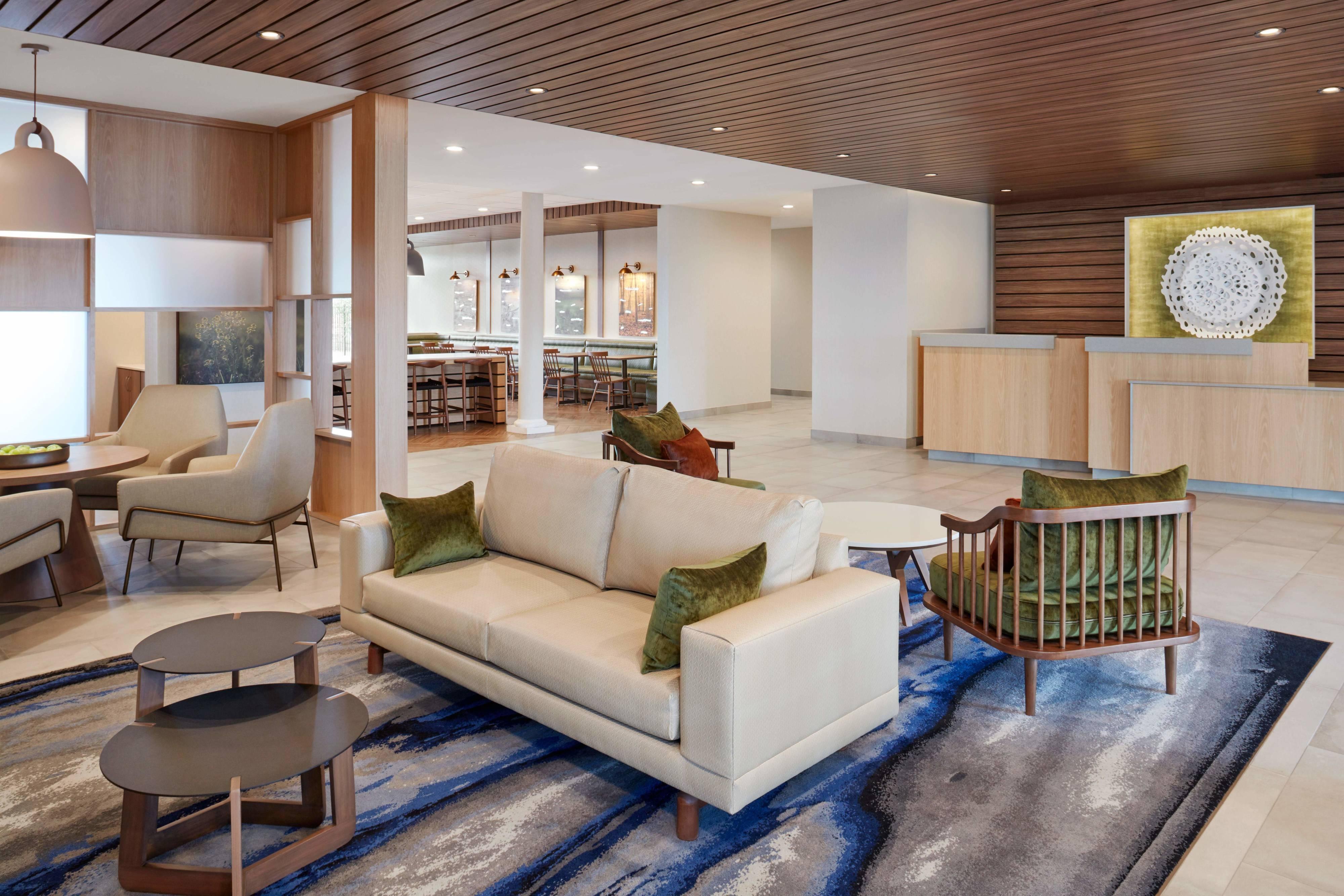 Hotel Fairfield By Marriott & 3*